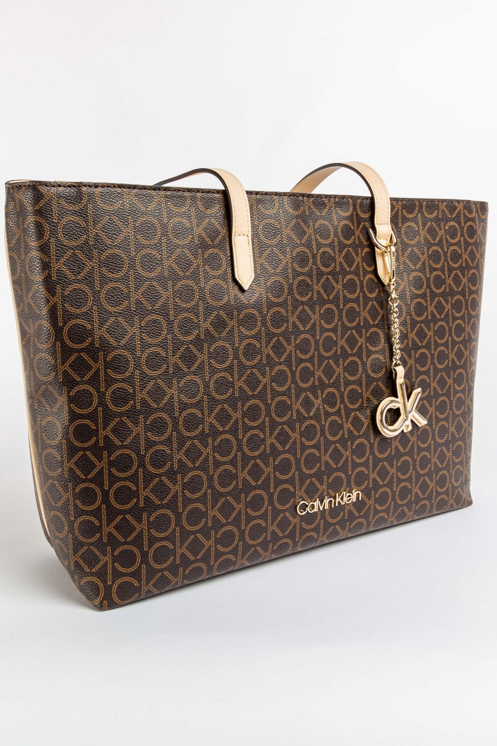 Calvin Klein táska - VC8671052 - 3. kép
