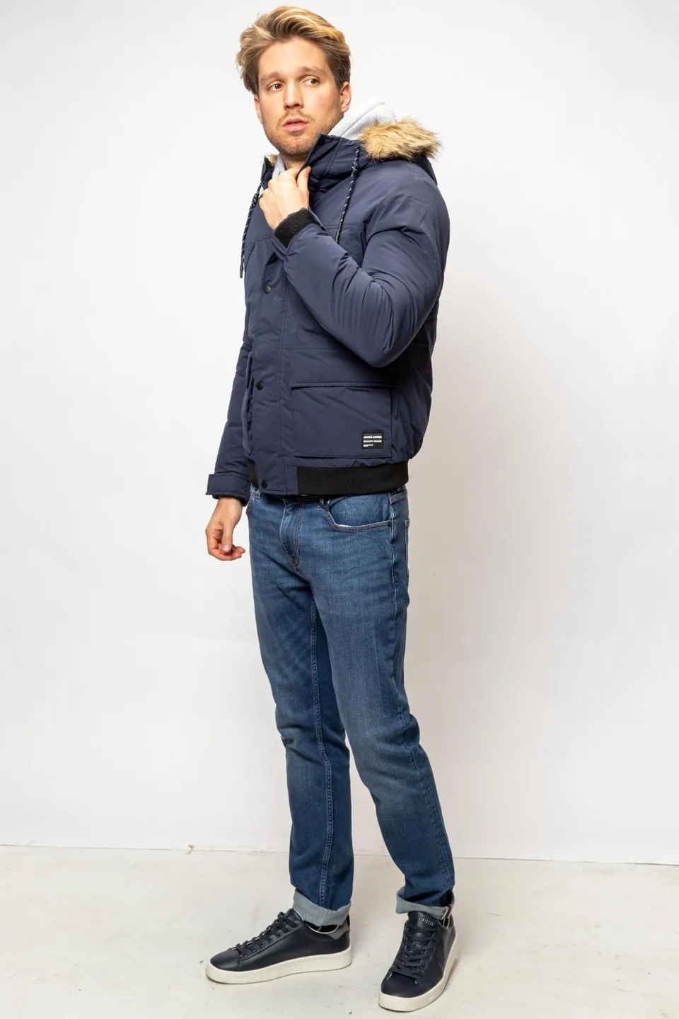 Jack & Jones Dzseki, 5. fotó