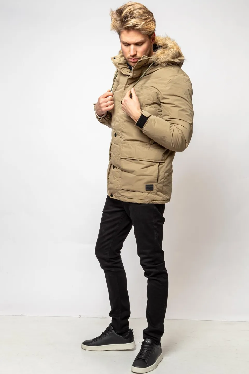 Jack & Jones Dzseki, 5. fotó