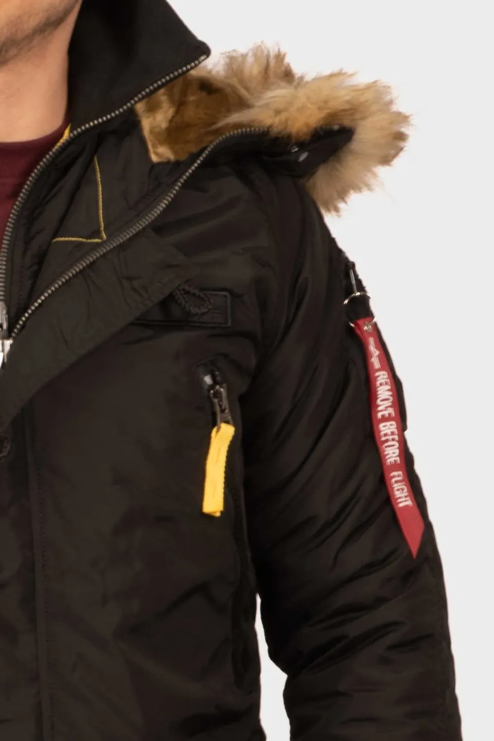Alpha Industries Dzseki, 4. fotó