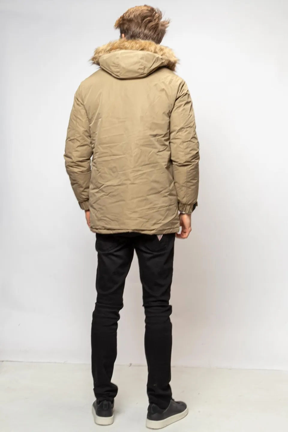 Jack & Jones Dzseki, 3. fotó