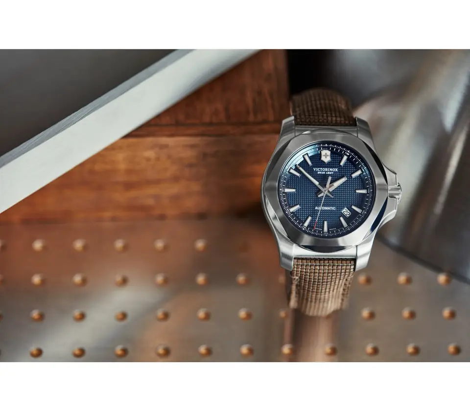 Victorinox I.N.O.X. Mechanical óra, 4. fotó