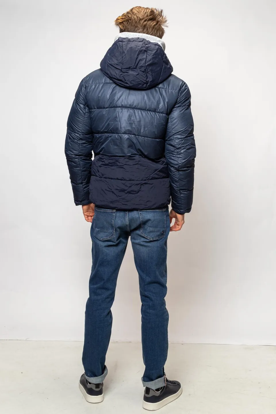 Jack & Jones Dzseki, 3. fotó