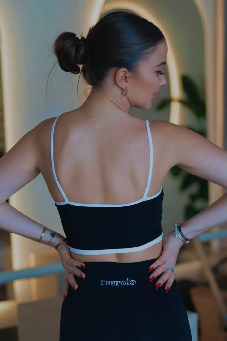 MandO Mindful Cut Top, 3. fotó