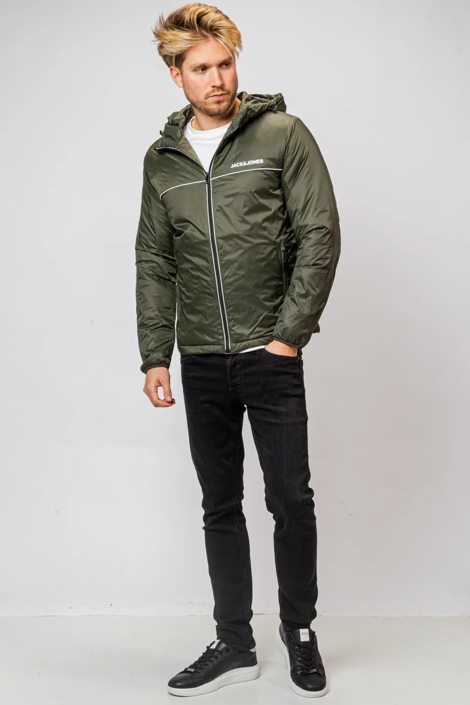 Jack & Jones Dzseki, 5. fotó