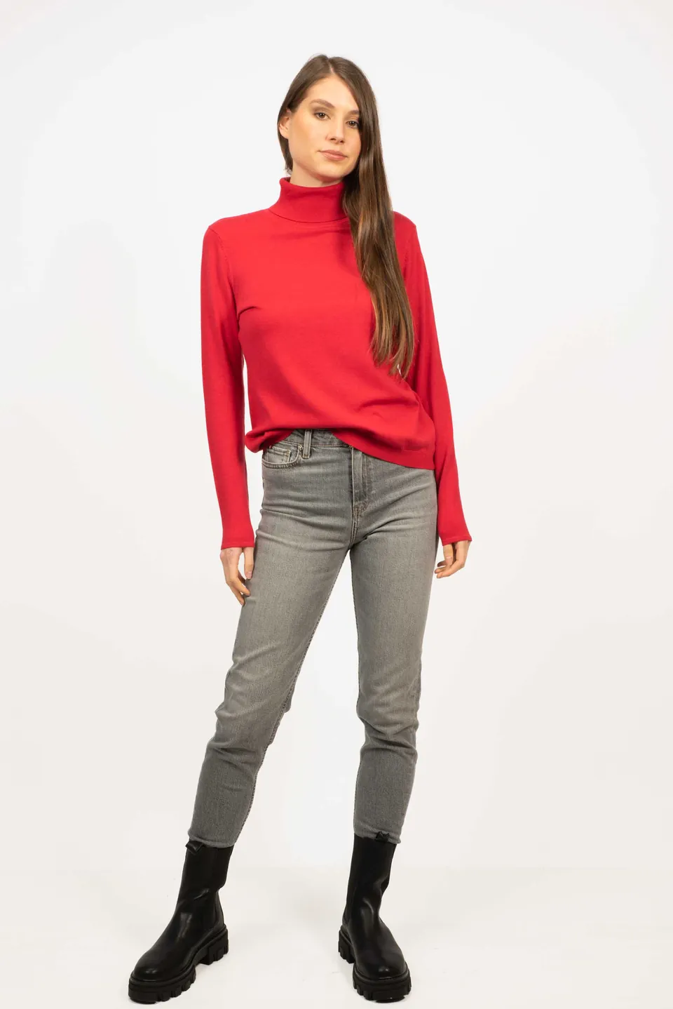 Clarina Pulóver, 2. fotó