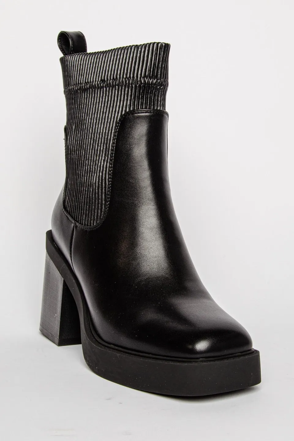 ShoezMe Csizma, 2. fotó