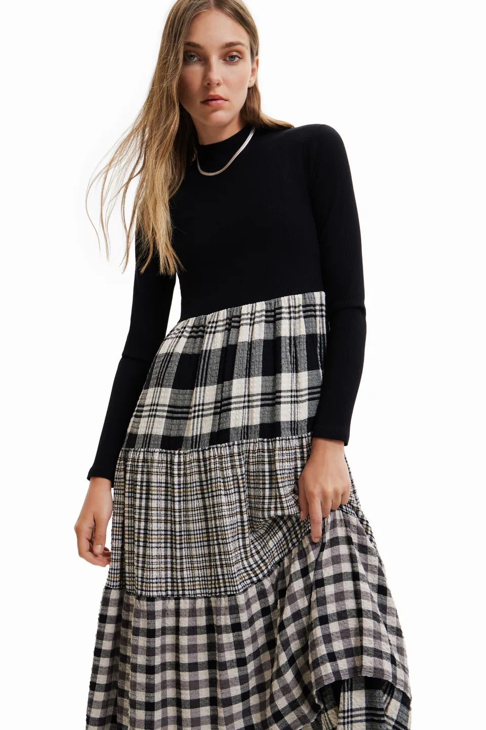 Desigual Ruha, 3. fotó