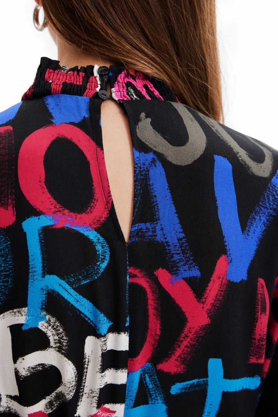 Desigual Ruha, 4. fotó