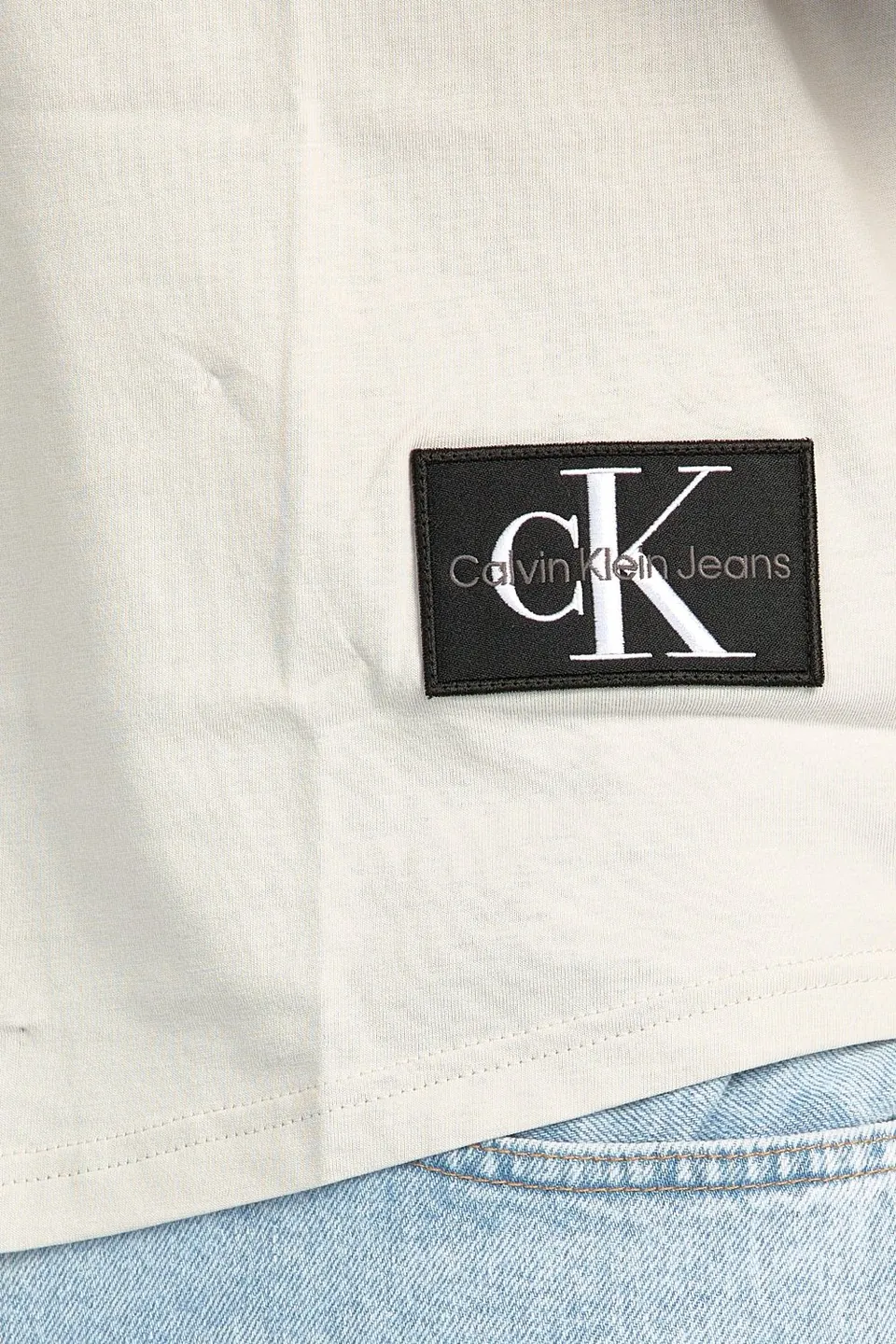 Calvin Klein Badge Round póló, 3. fotó
