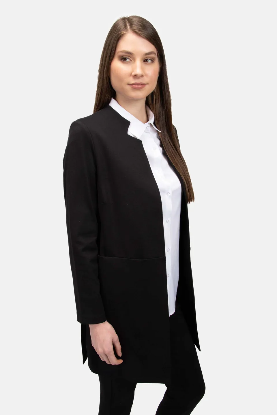 Clarina Blézer, 2. fotó