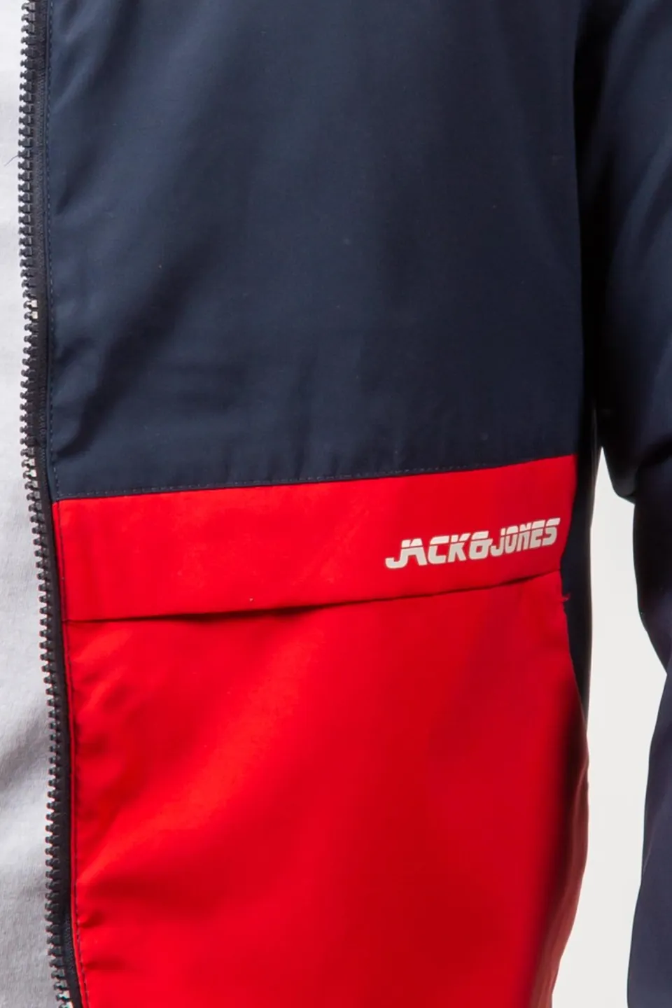 Jack & Jones Dzseki, 4. fotó