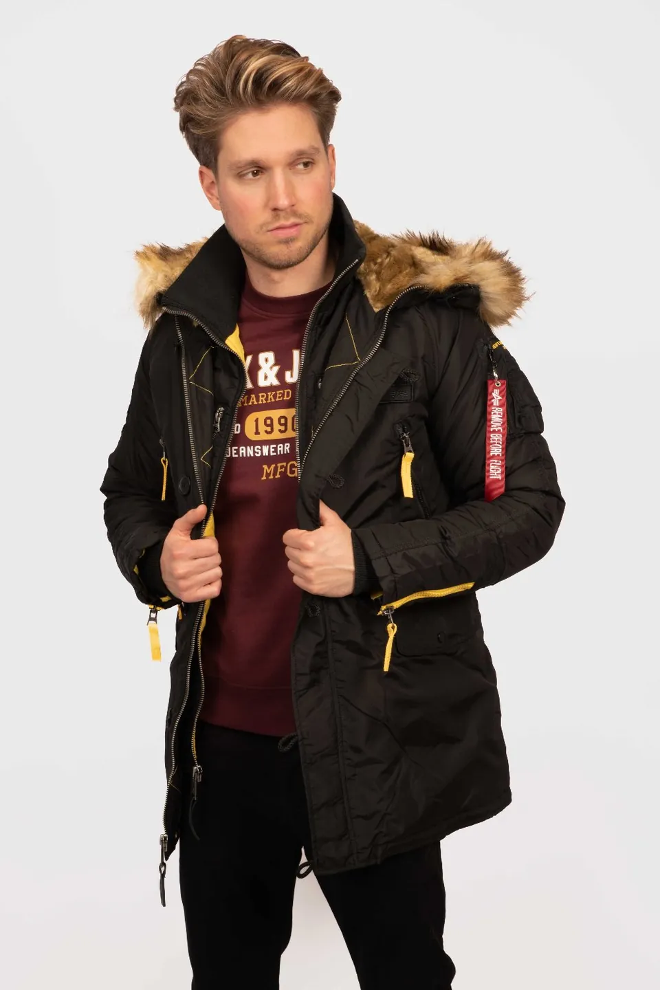 Alpha Industries Dzseki, 2. fotó