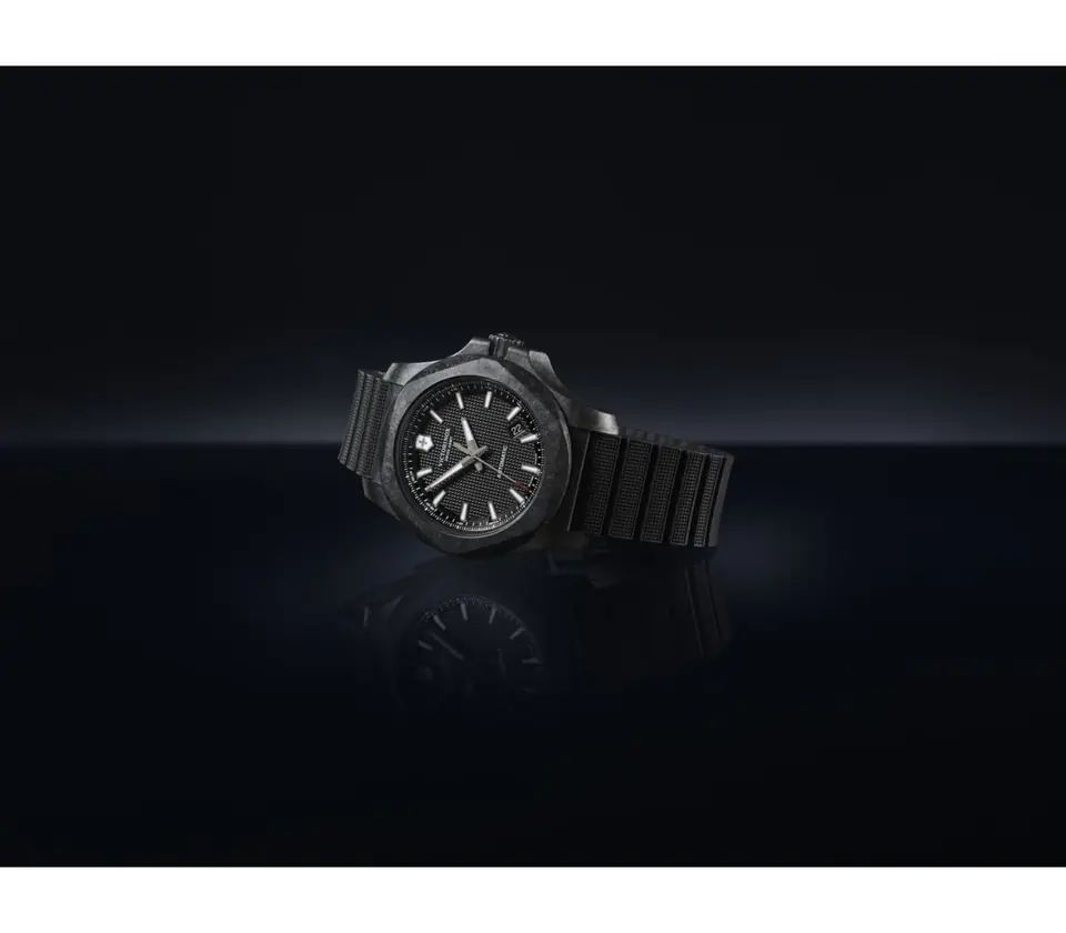 Victorinox I.N.O.X. Carbon óra, 6. fotó