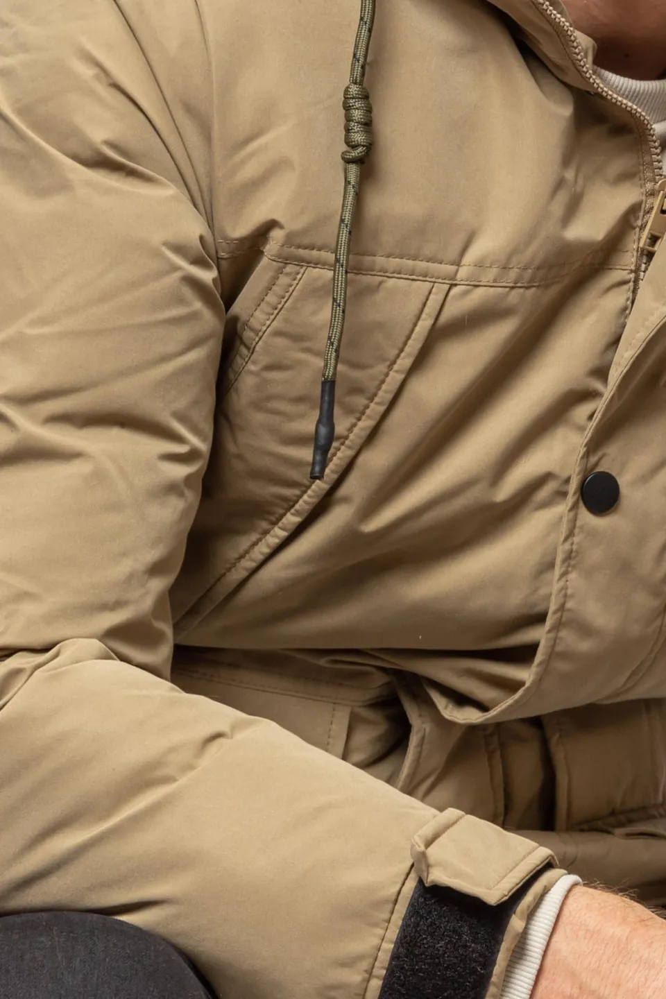 Jack & Jones Dzseki, 4. fotó